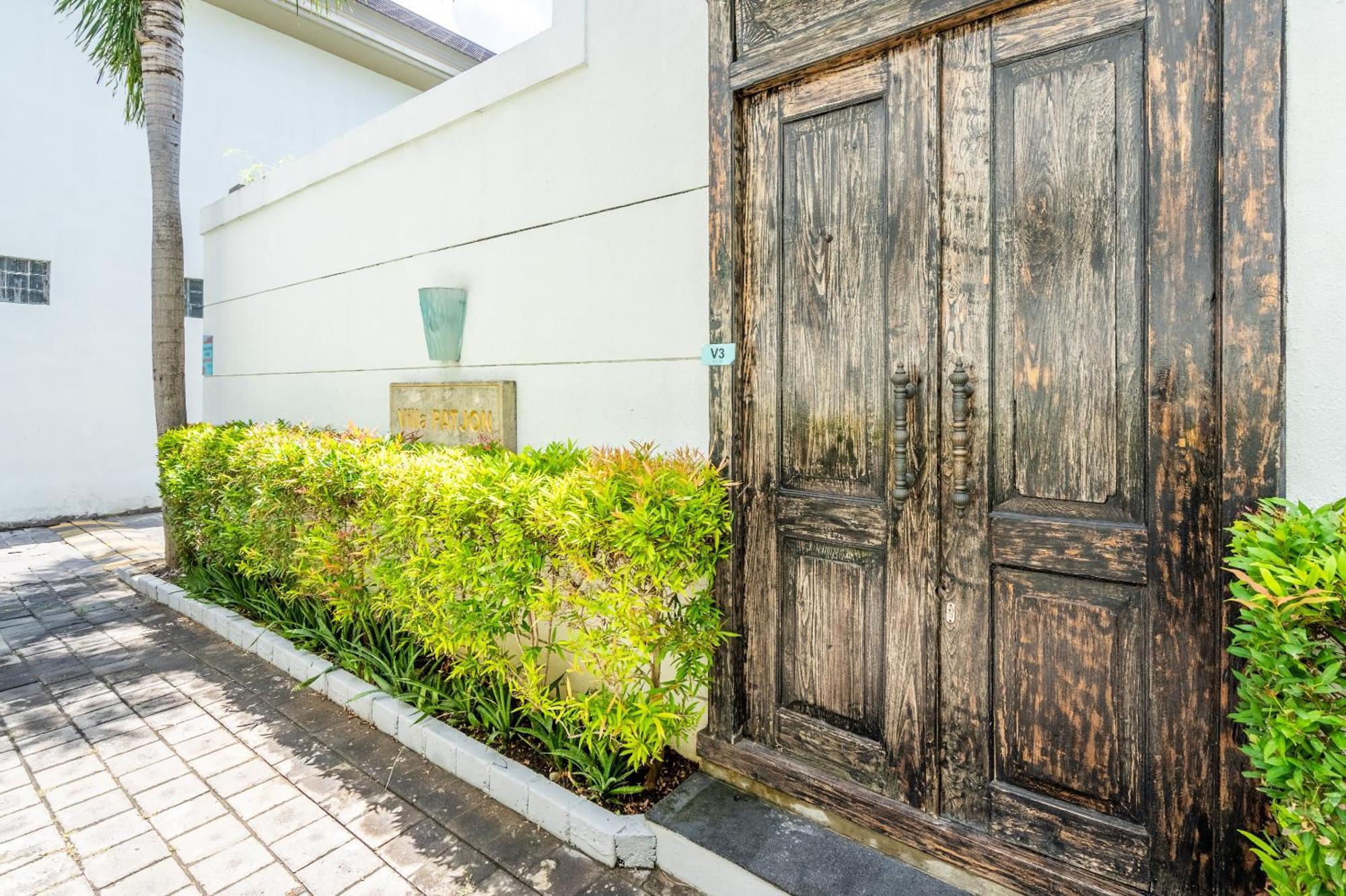 Aq-Va Hotel & Villas Seminyak Legian  Exterior photo